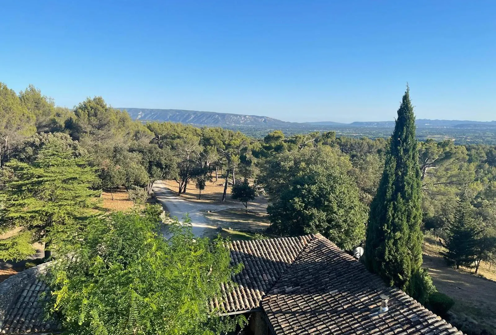 Gite Le Provence Spacieux 100M2 - Piscine Jacuzzi Prive Parking Jardin 33 Hectares Saumane-de-Vaucluse Apartment