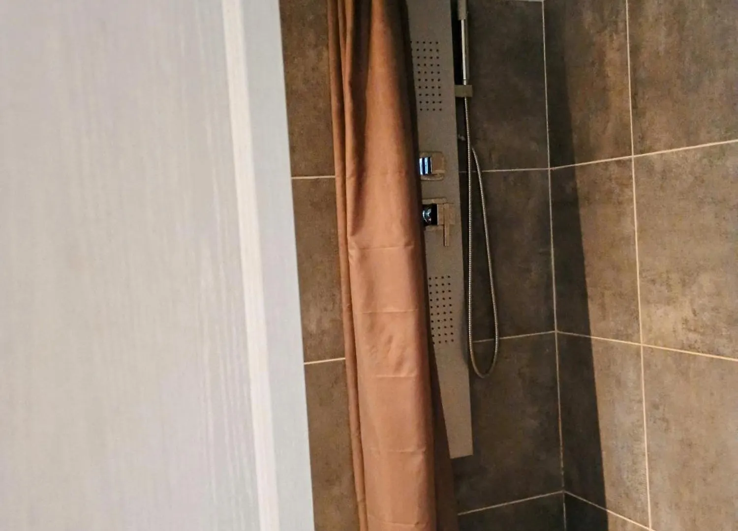 Apartamento Gite Le Provence Spacieux 100M2 - Piscine Jacuzzi Prive Parking Jardin 33 Hectares Saumane-de-Vaucluse França