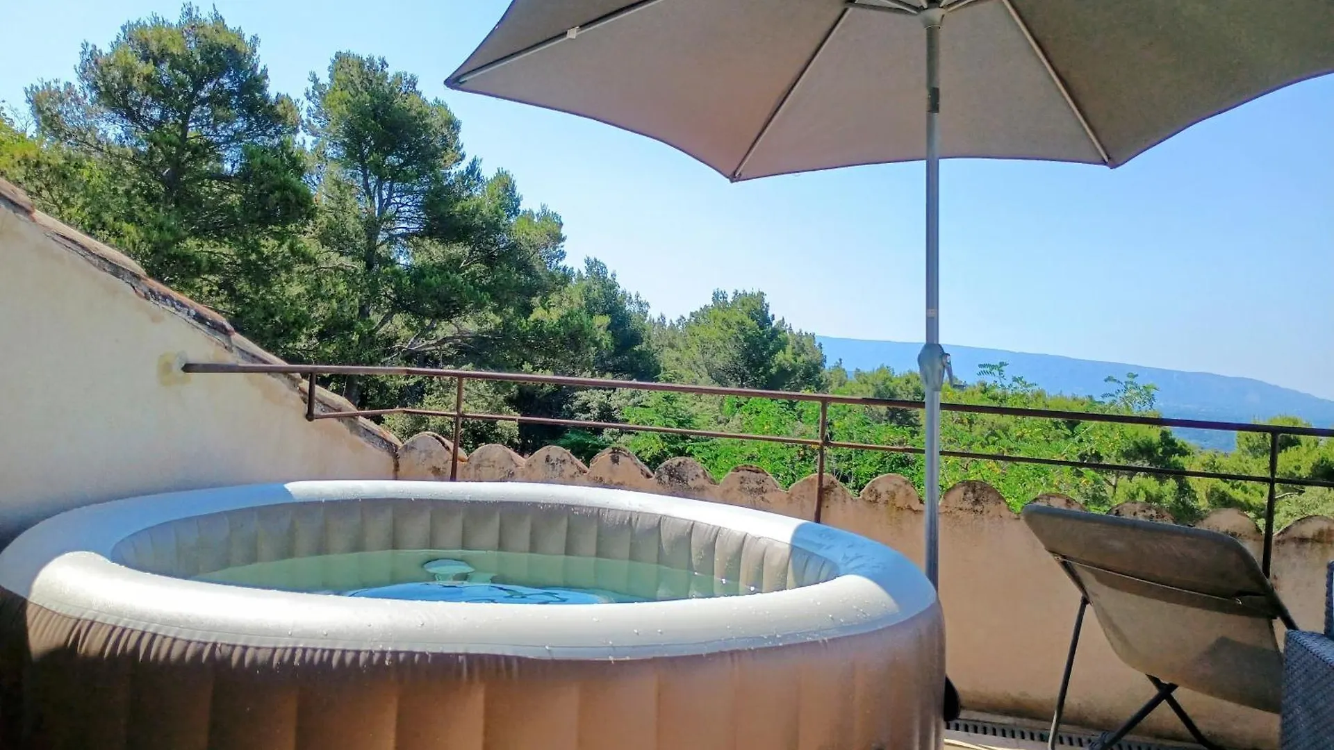Gite Le Provence Spacieux 100M2 - Piscine Jacuzzi Prive Parking Jardin 33 Hectares Saumane-de-Vaucluse 0*,