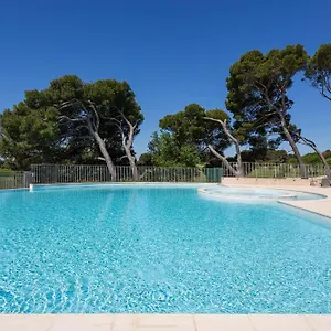 Madame Domaine Du Provence Country Club Service Premium Aparthotel