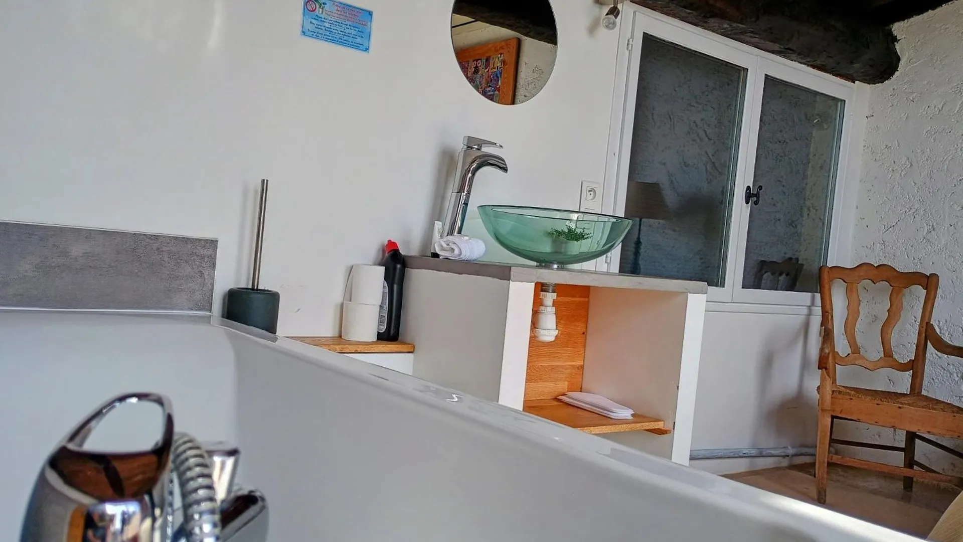 Gite Le Provence Spacieux 100M2 - Piscine Jacuzzi Prive Parking Jardin 33 Hectares Saumane-de-Vaucluse 0*,